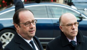 Pour Matignon, Hollande milite pour Cazeneuve, son ancien Premier ministre